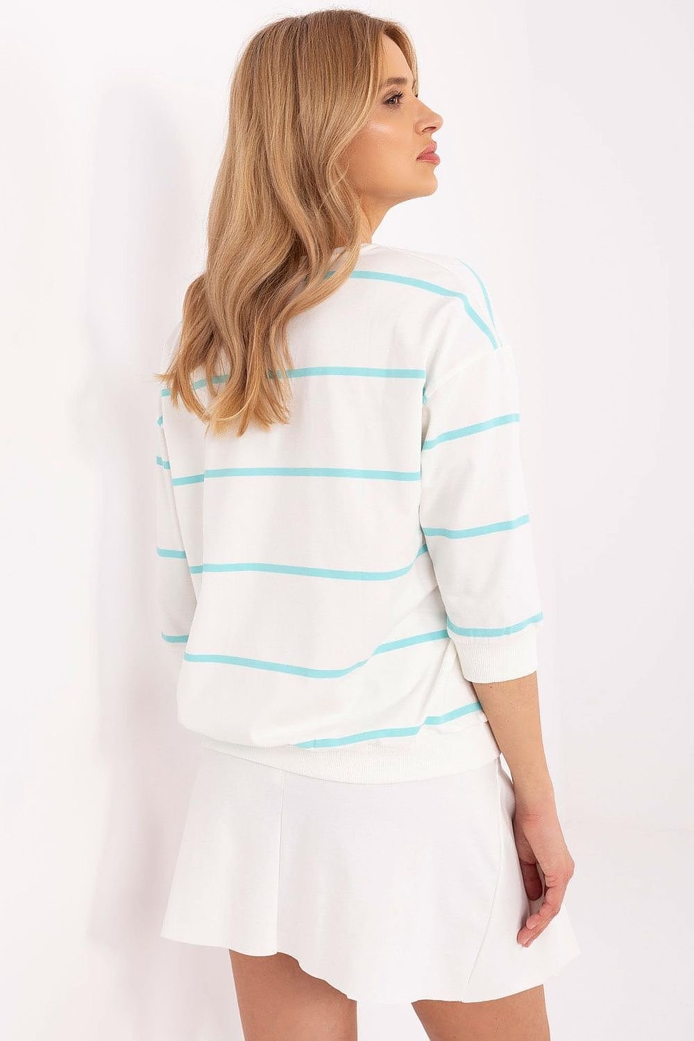 Blouse model 208215 Relevance