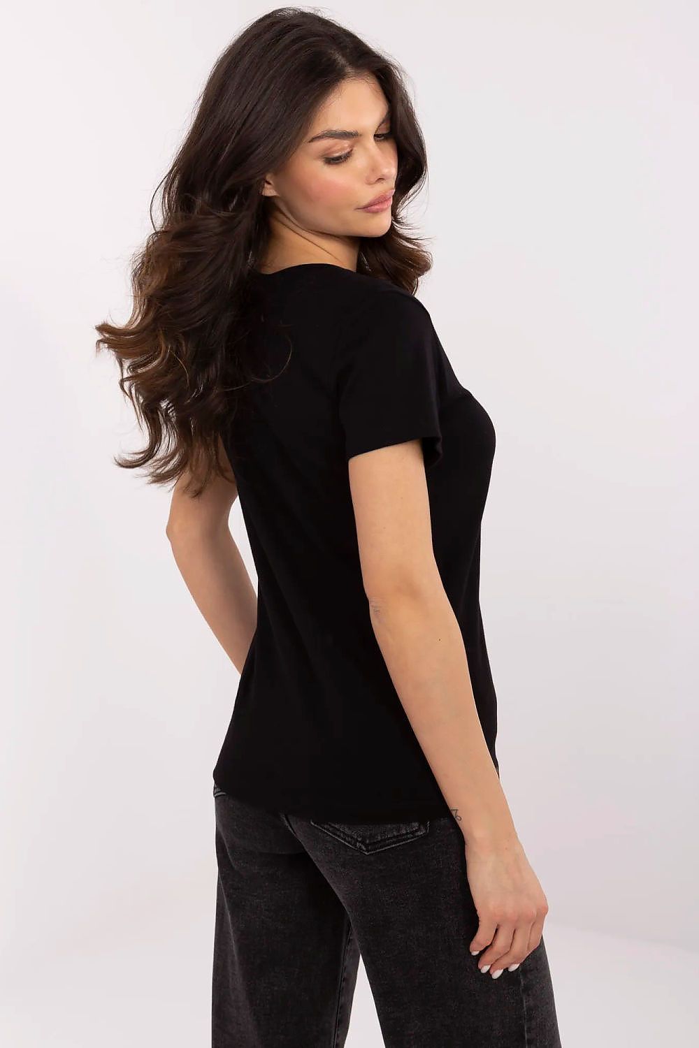 Blouse model 210631 Relevance