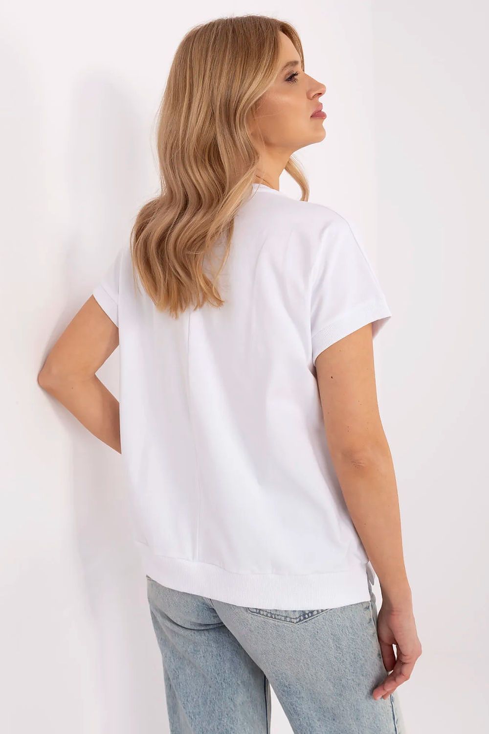 Blouse model 210653 Relevance