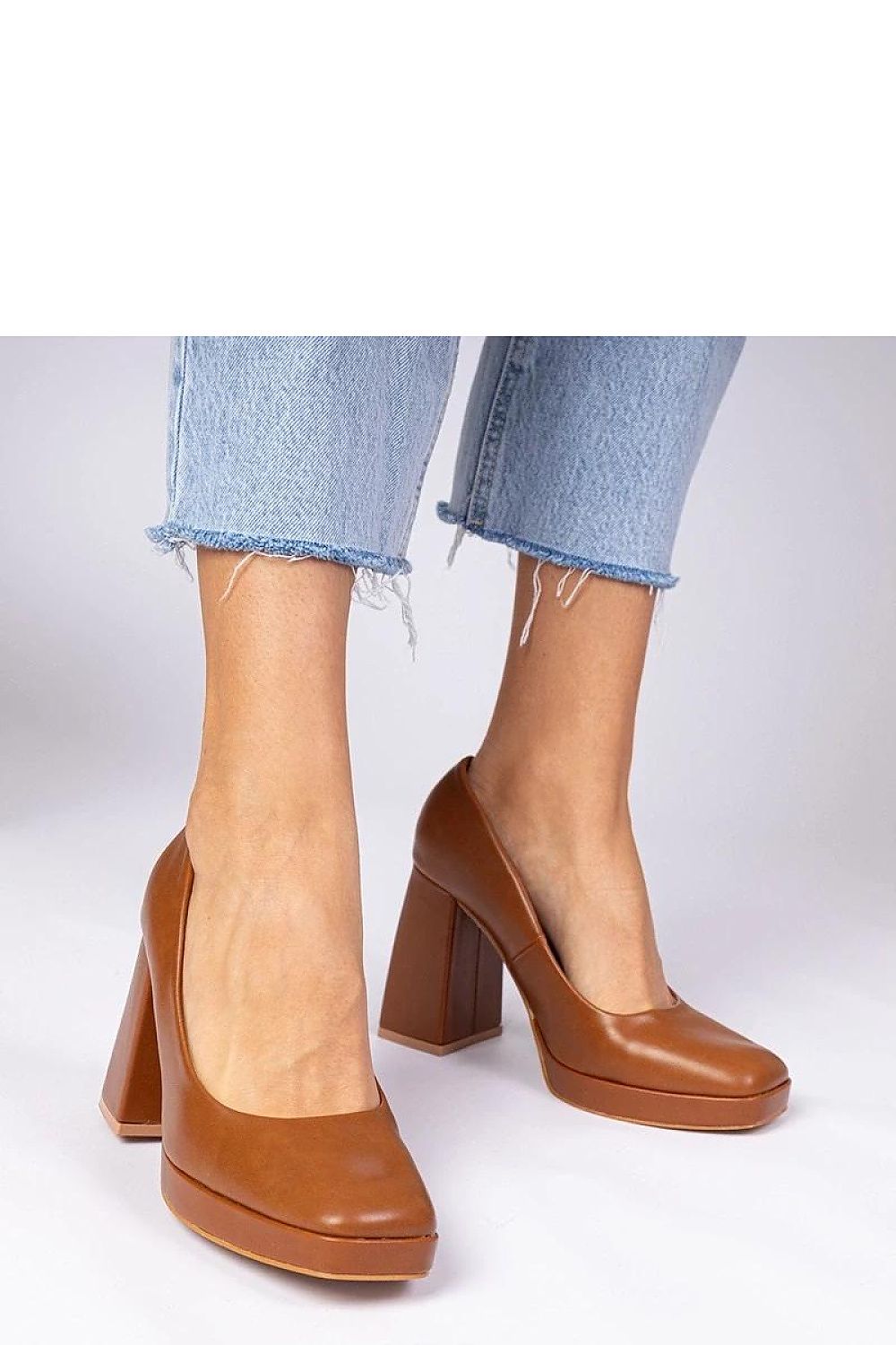 Block heel pumps model 210923 PRIMO