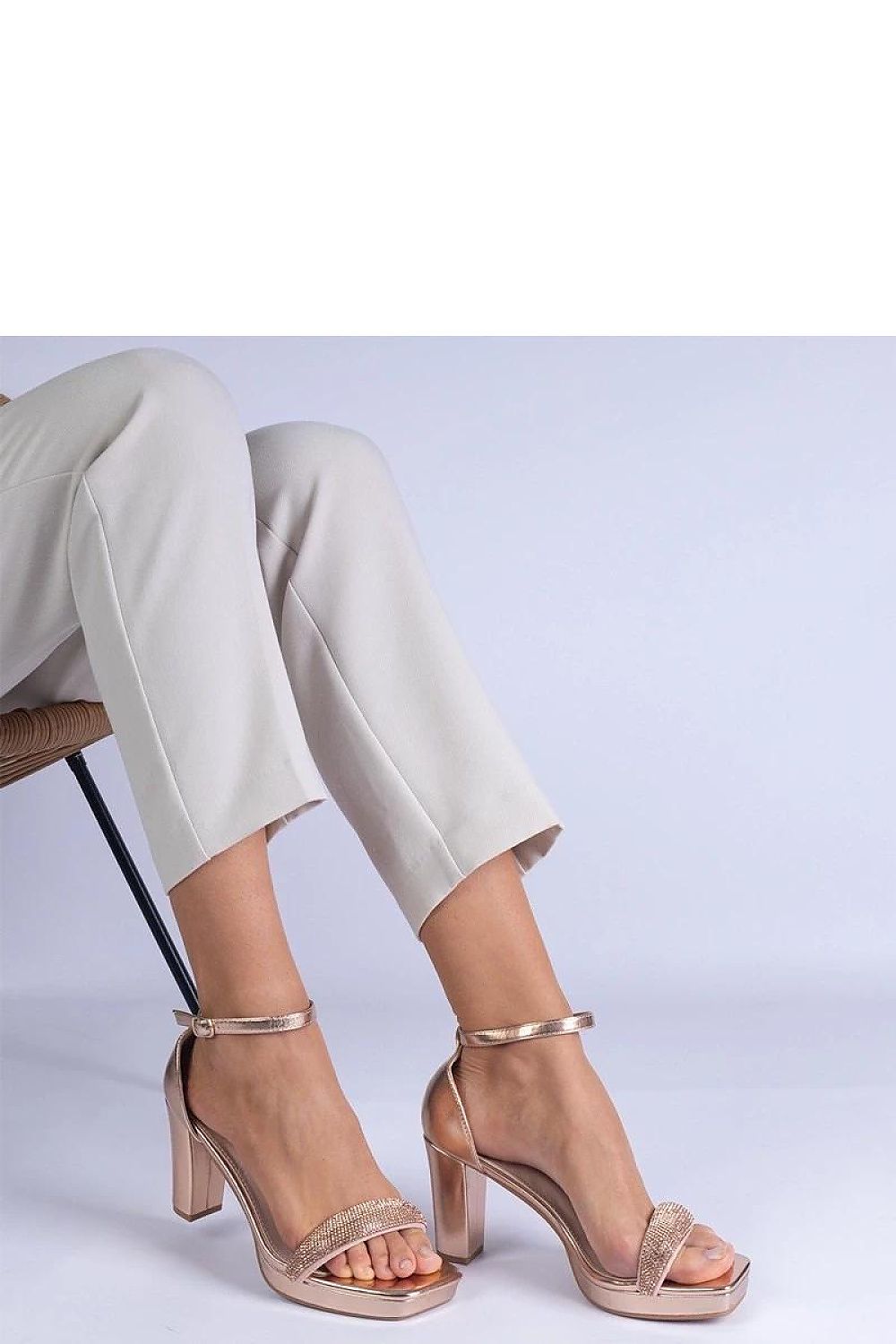 Heel sandals model 211048 PRIMO