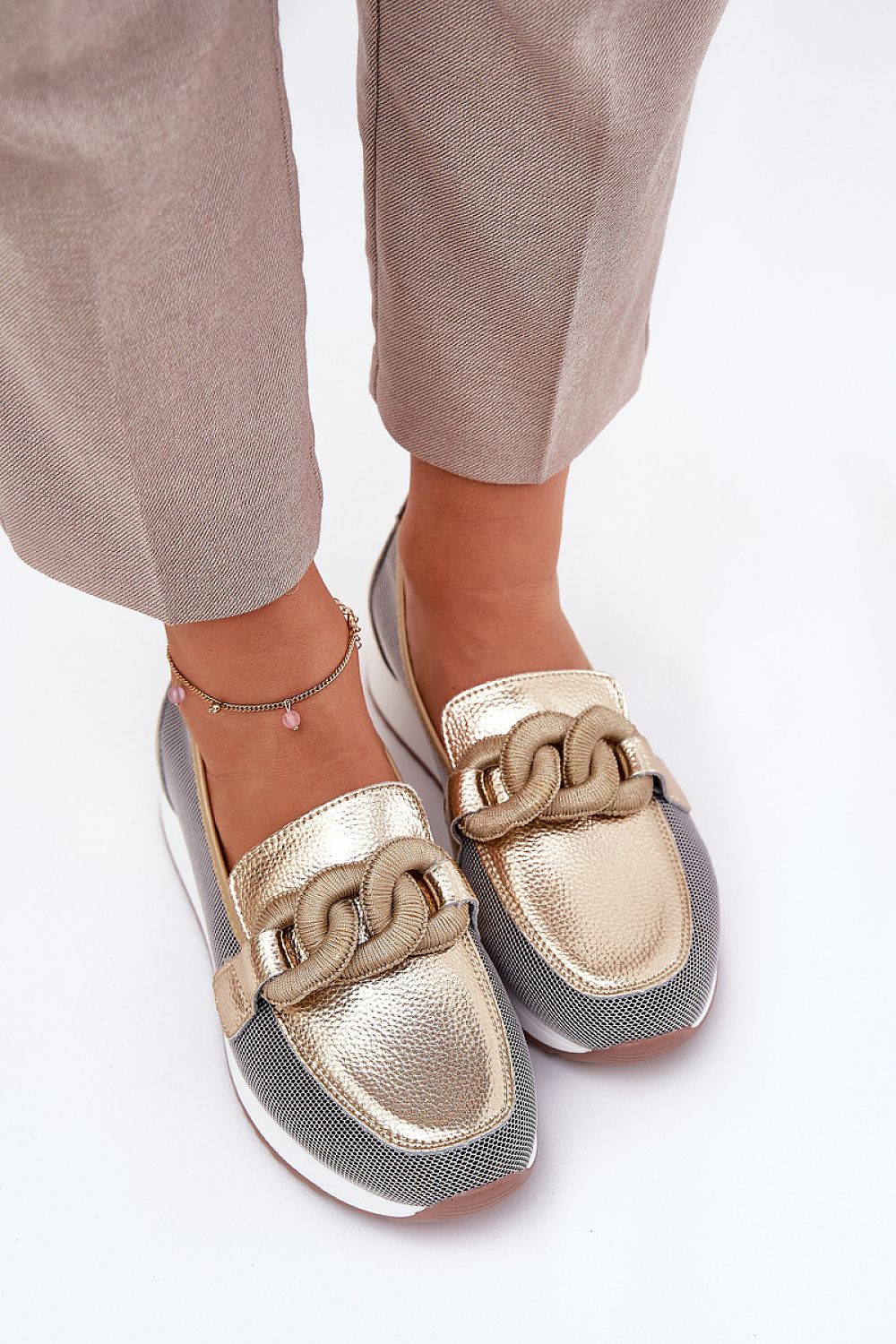 Mocassin model 211100 Step in style