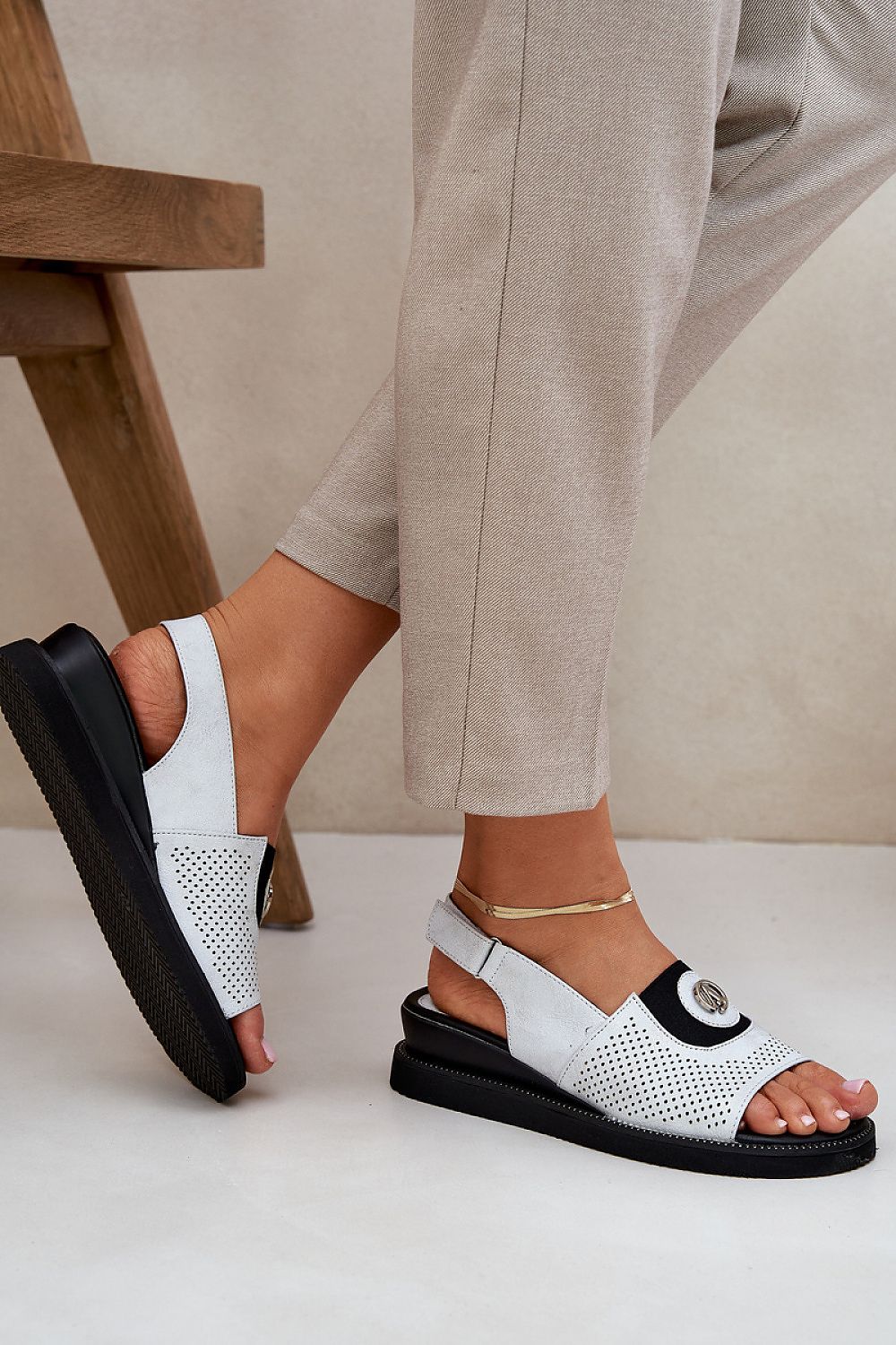 Buskin model 211718 Step in style