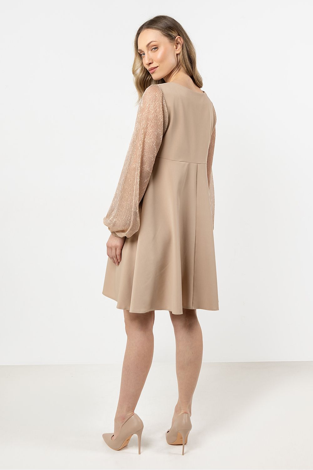 Evening dress model 212225 awama