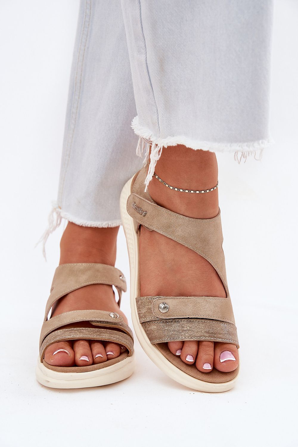 Sandals model 213466 Step in style