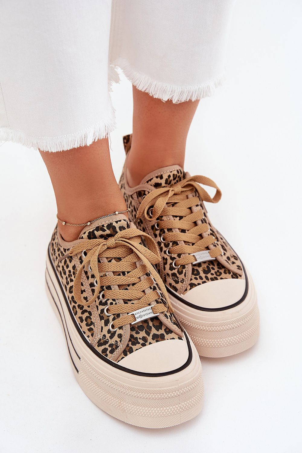 Sneakers model 215668 Step in style