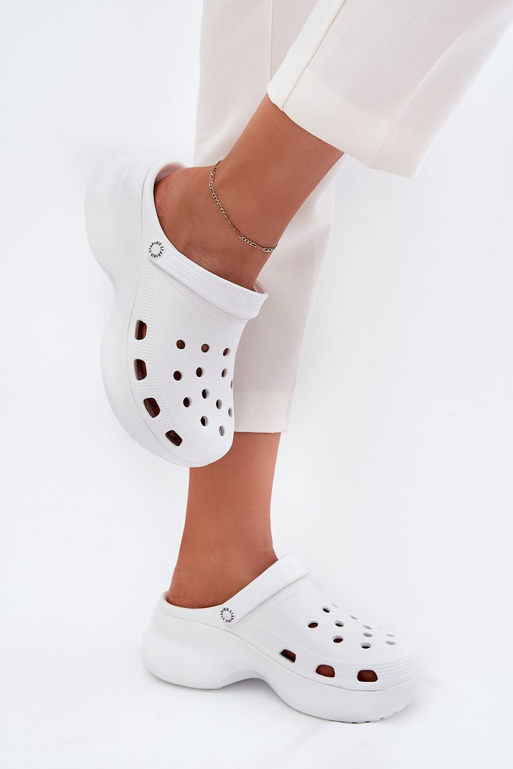 Flip-flops model 215958 Step in style