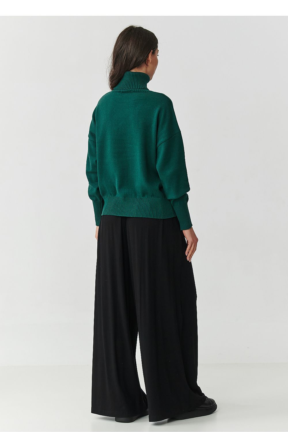 Turtleneck model 217396 Makadamia