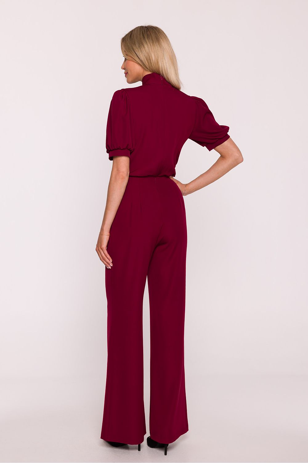 Suit model 219936 Stylove