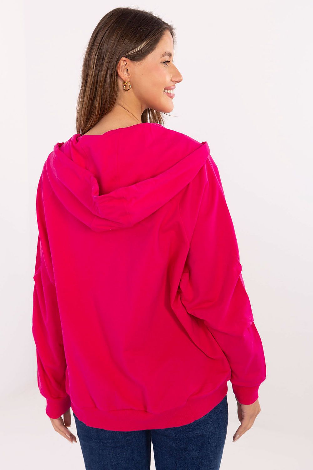 Sweatshirt model 220407 Relevance