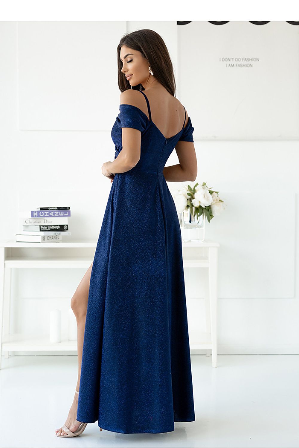 Long dress model 223274 With You