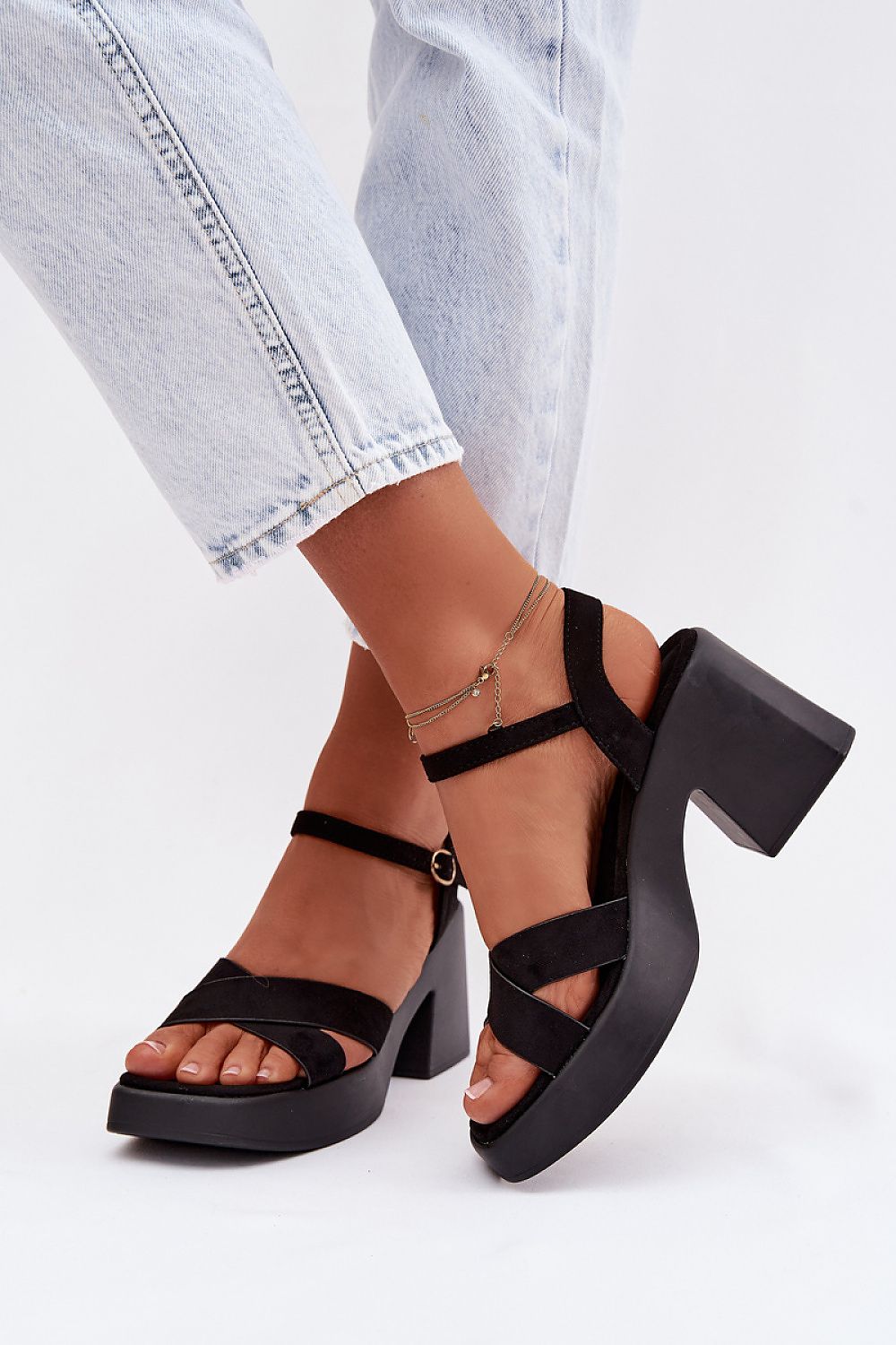 Heel sandals model 225108 Step in style