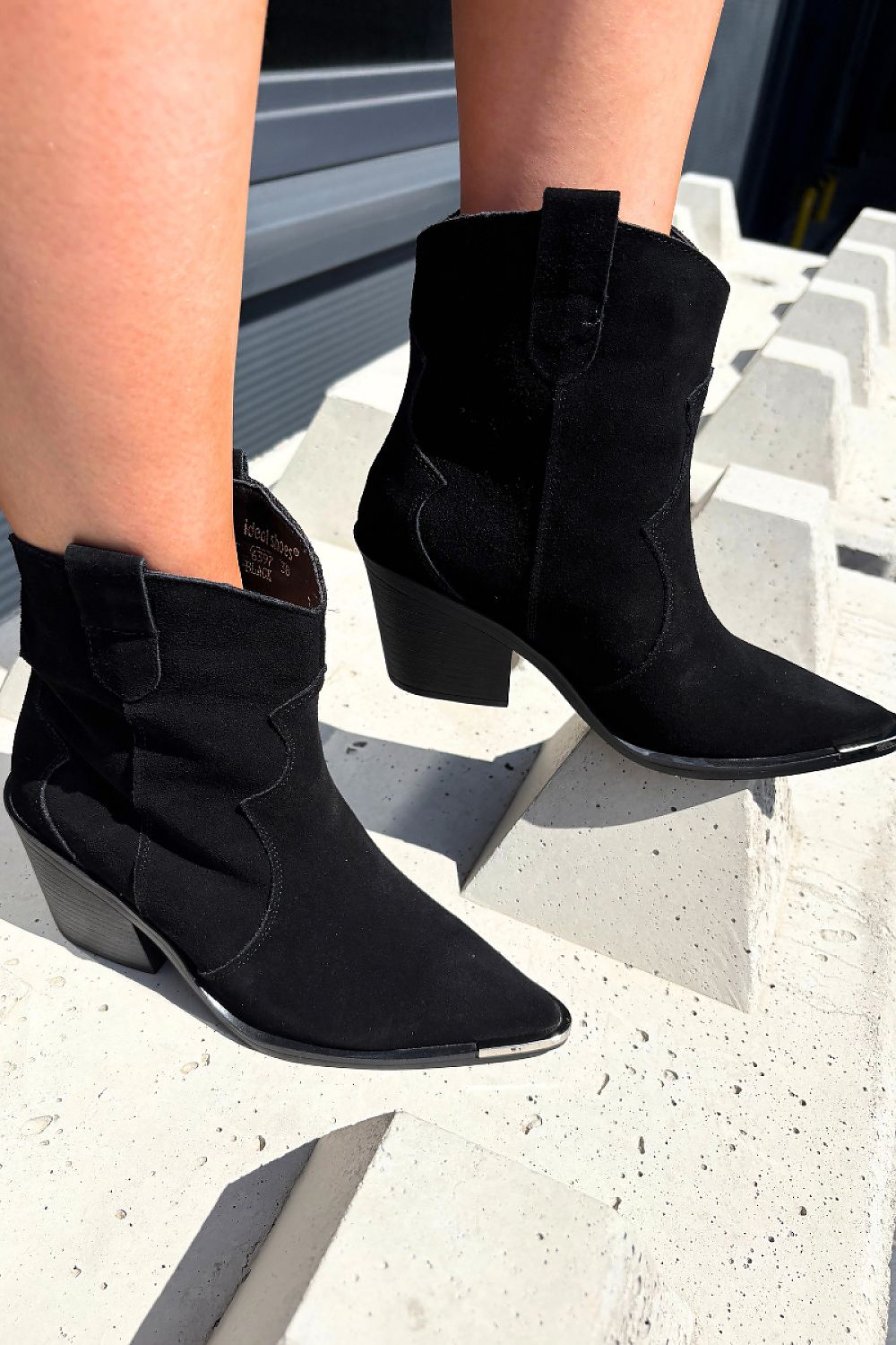 Heel boots model 230926 Step in style
