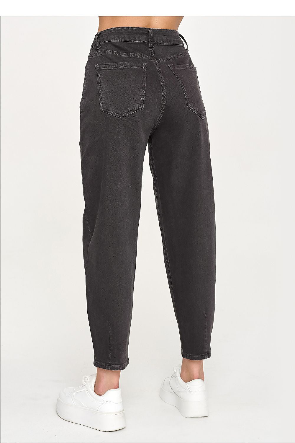 Jeans model 231015 Makadamia