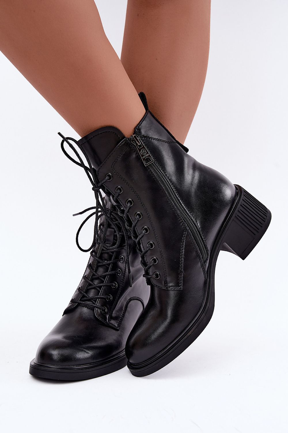 Heel boots model 231606 Step in style
