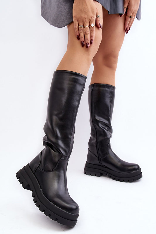 Thigh-Hight Boots Step in style