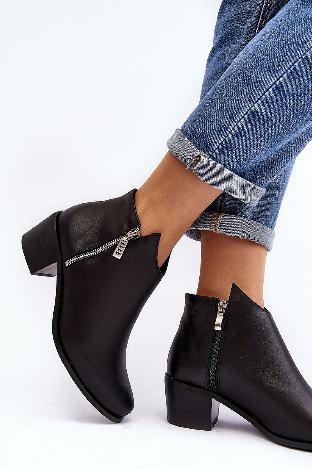 Heeled low shoes Step in style