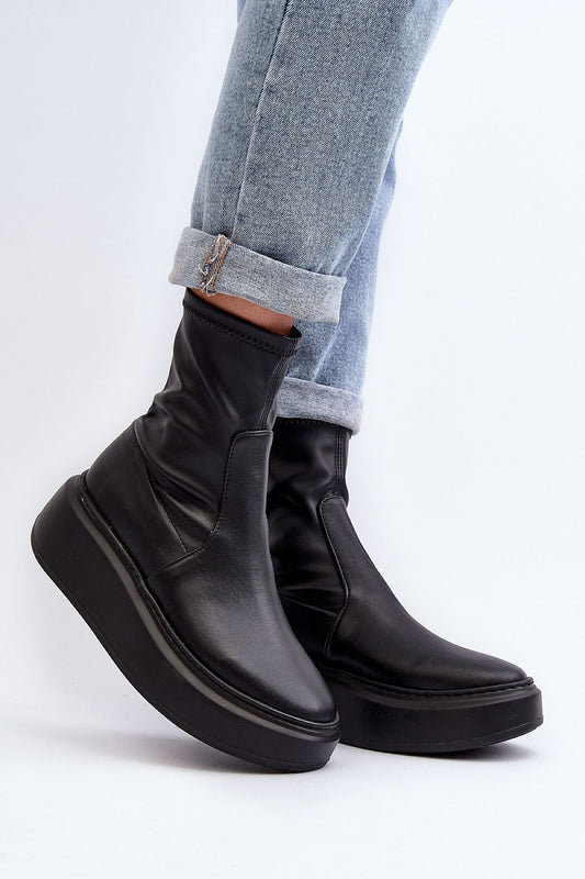 Buskin boots Step in style