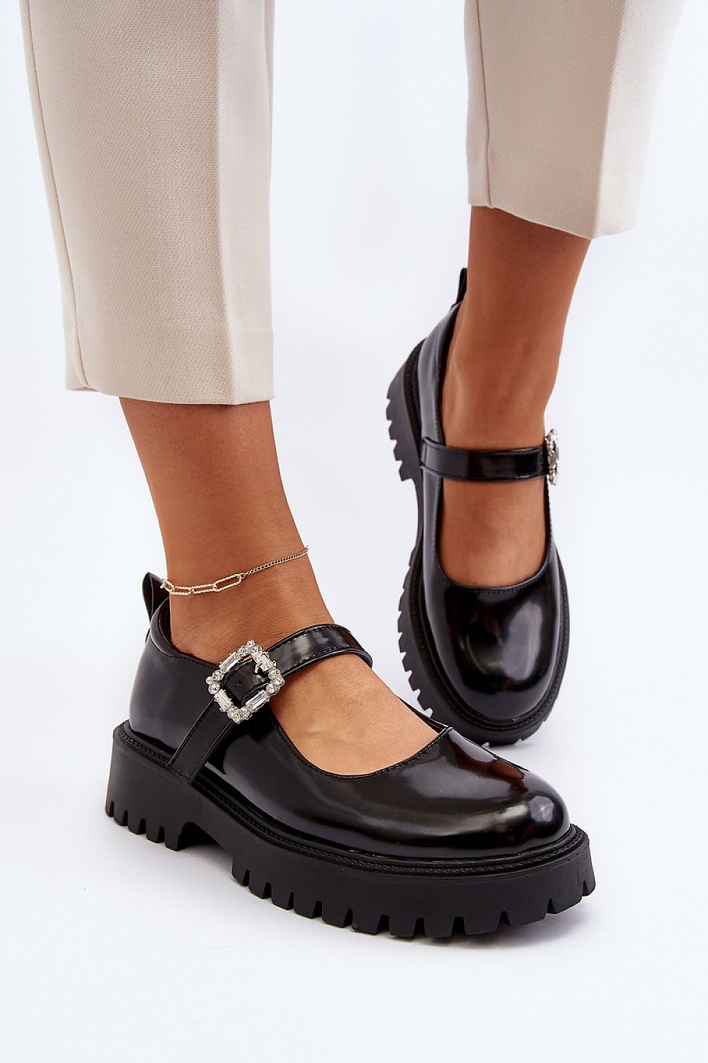 Heeled low shoes Step in style