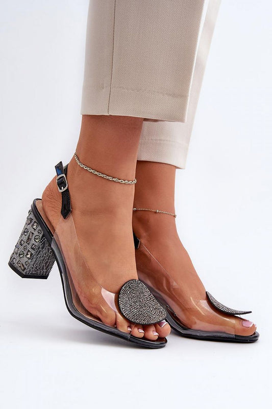 Heel sandals Step in style