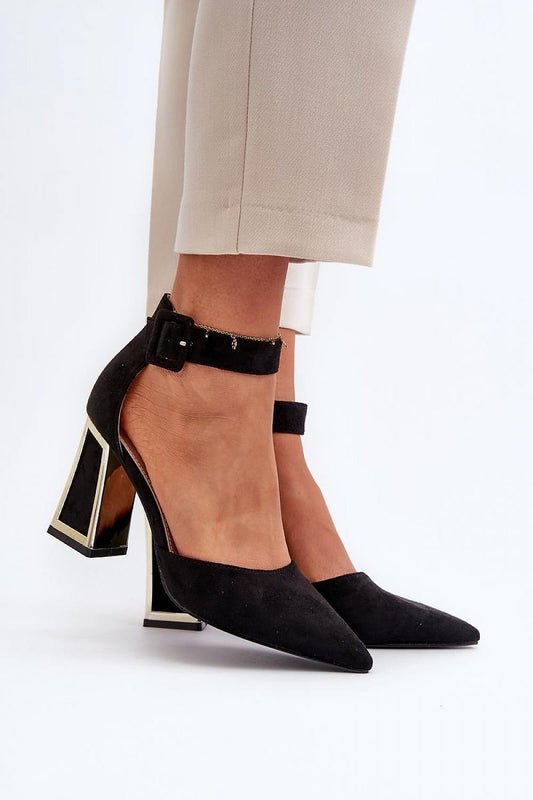 Block heel pumps Step in style