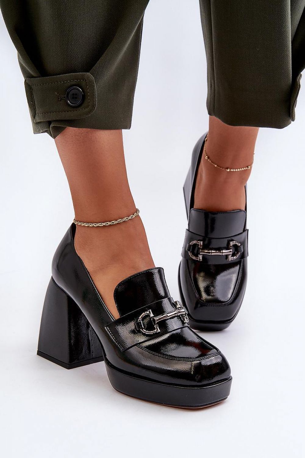 Heeled low shoes Step in style