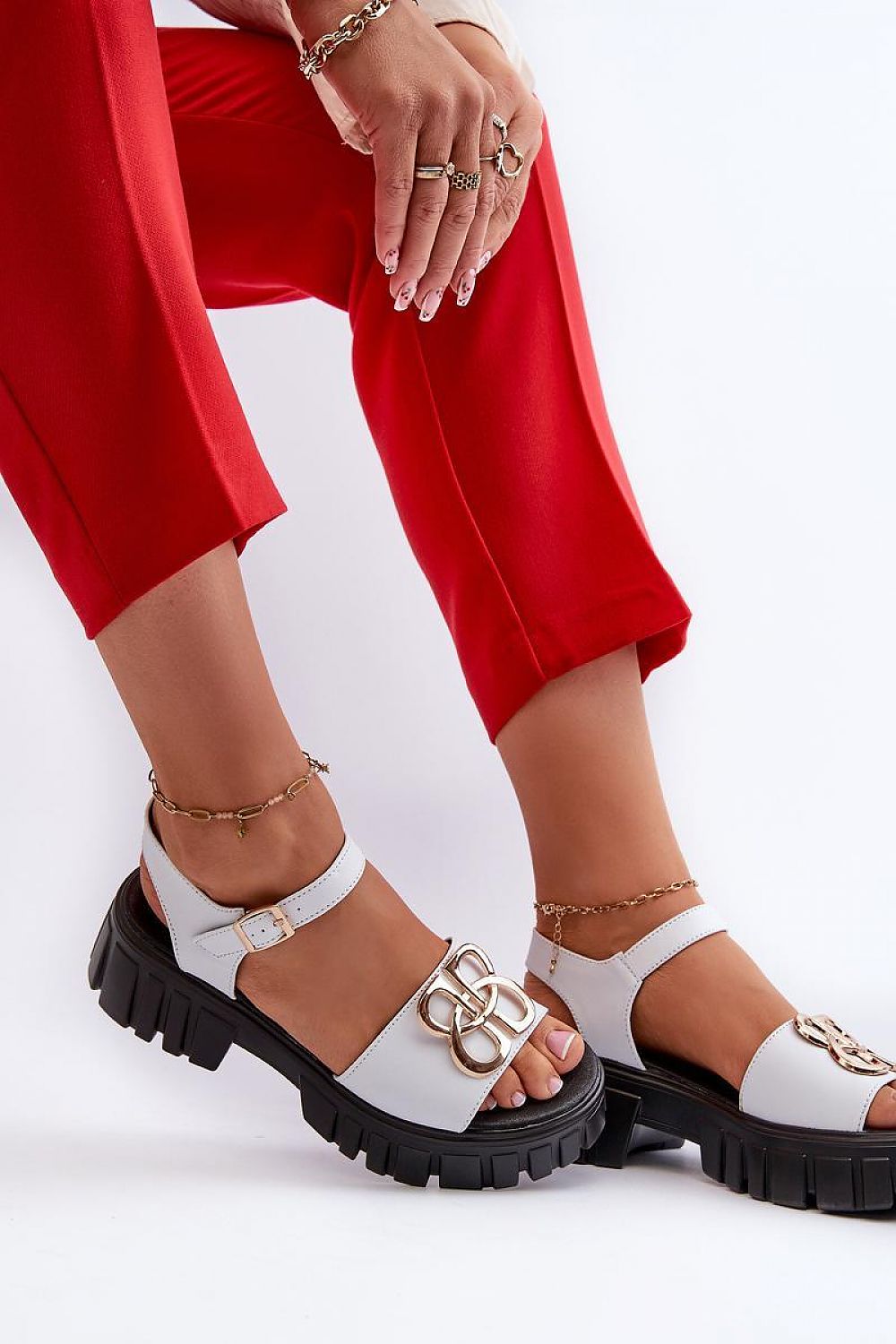 Heel sandals Step in style