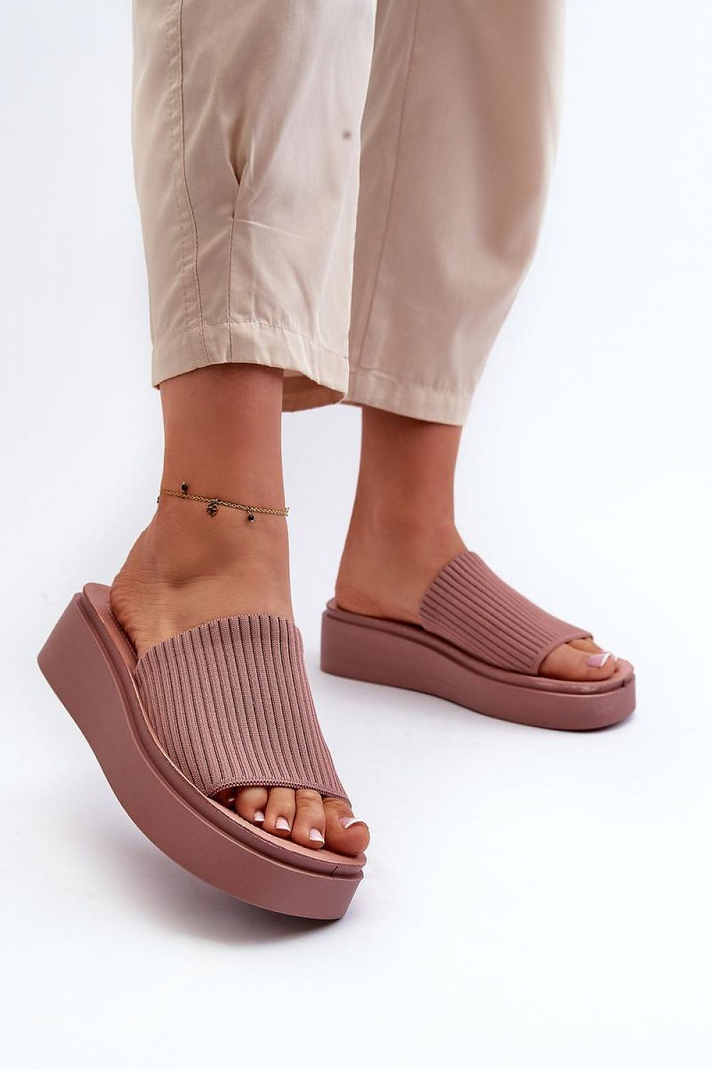 Flip-flops Step in style