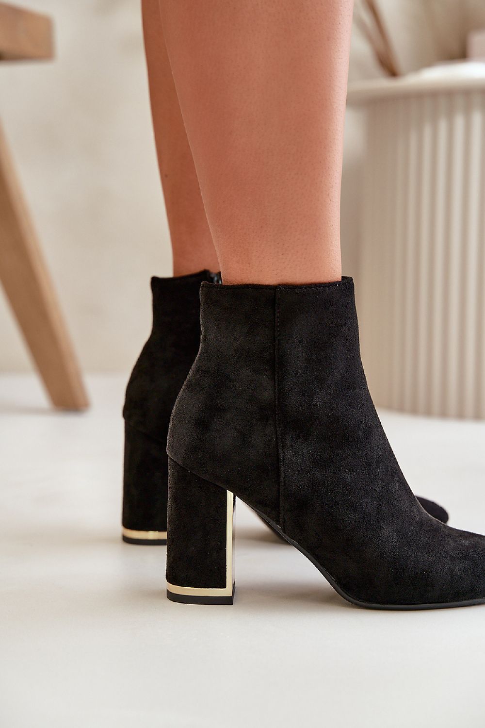 Heel boots Step in style