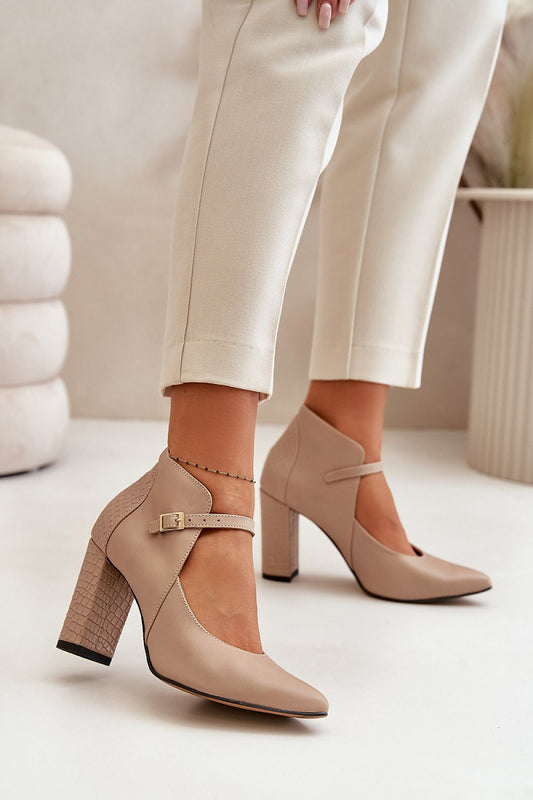 Block heel pumps Step in style