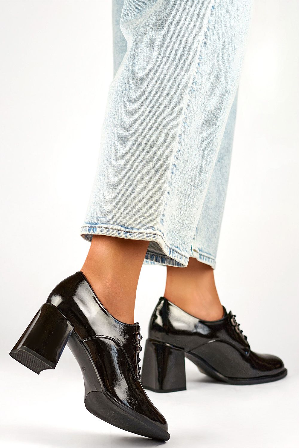 Heeled low shoes PRIMO