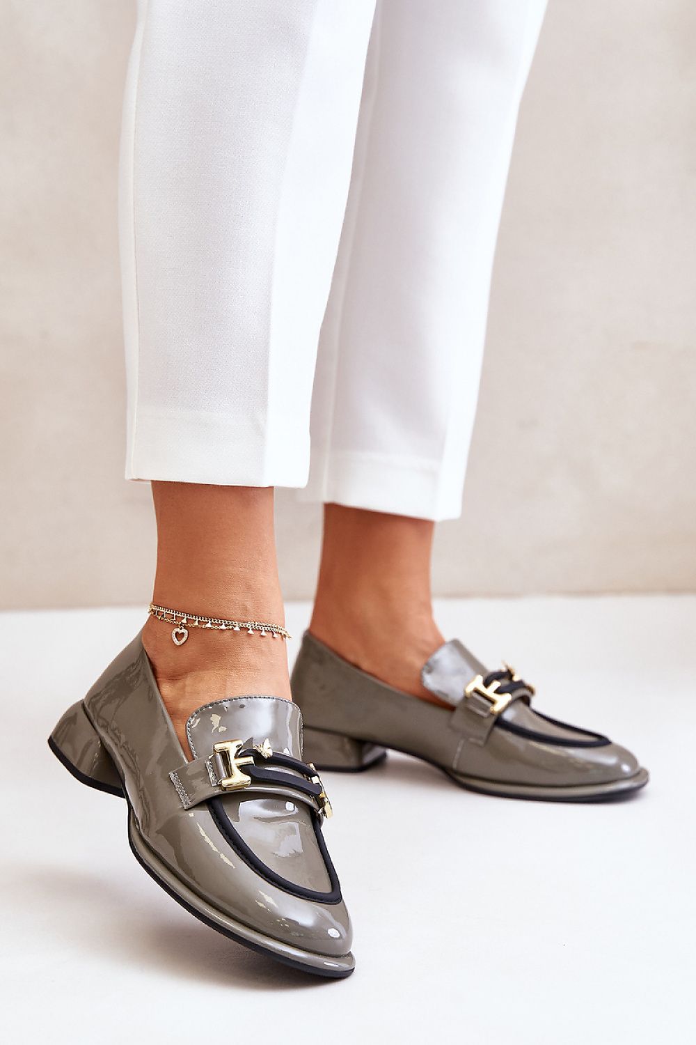 Heeled low shoes Step in style