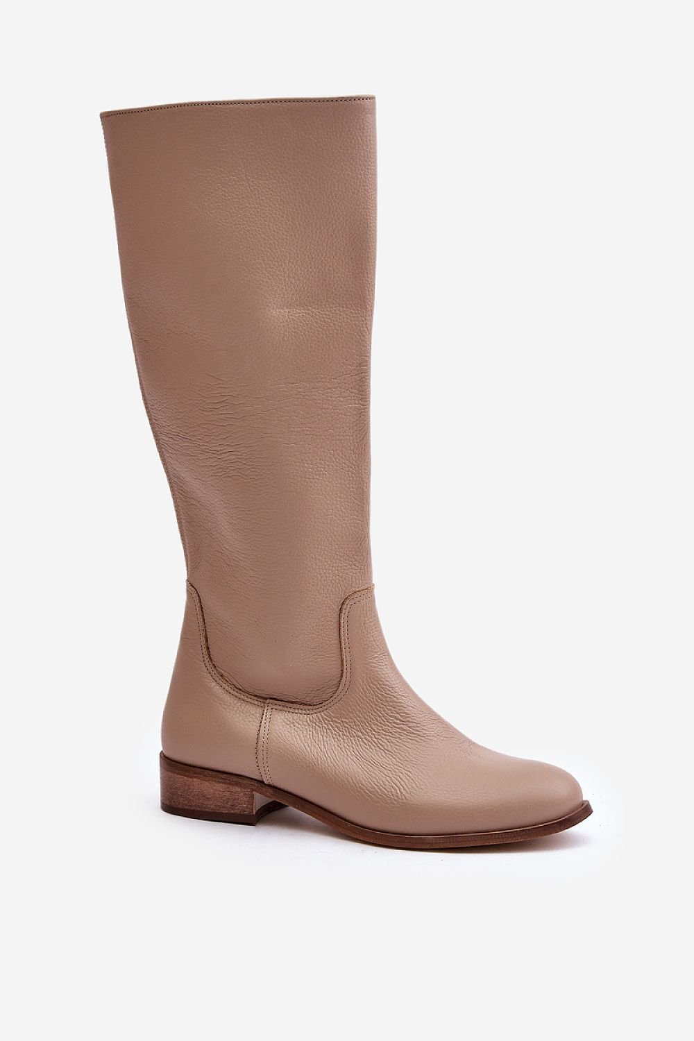 Thigh-Hight Boots Step in style