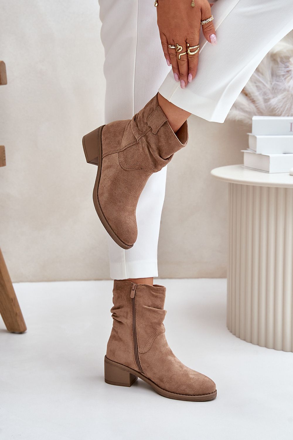 Heel boots Step in style