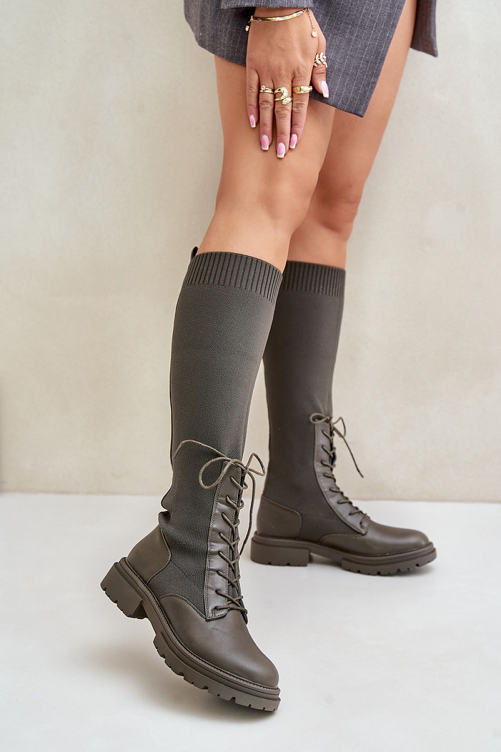 Thigh-Hight Boots Step in style