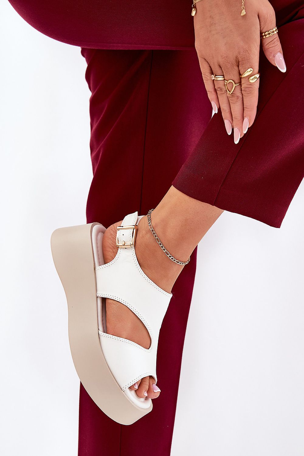  Buskin model 209900 Step in style 