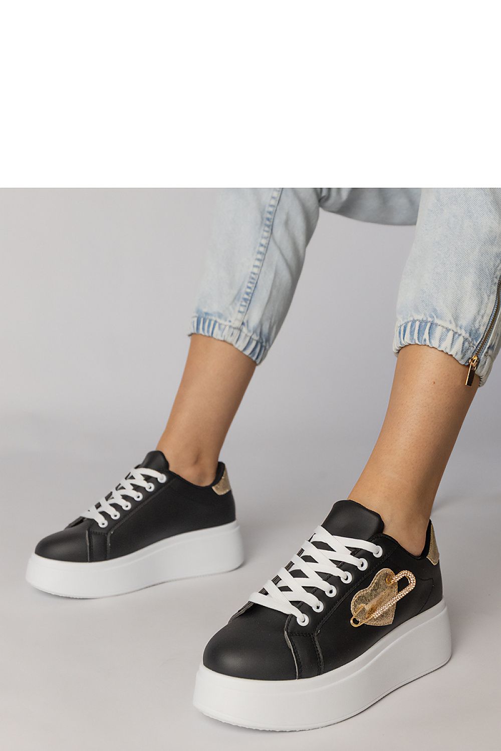  Sport Shoes model 214017 PRIMO 