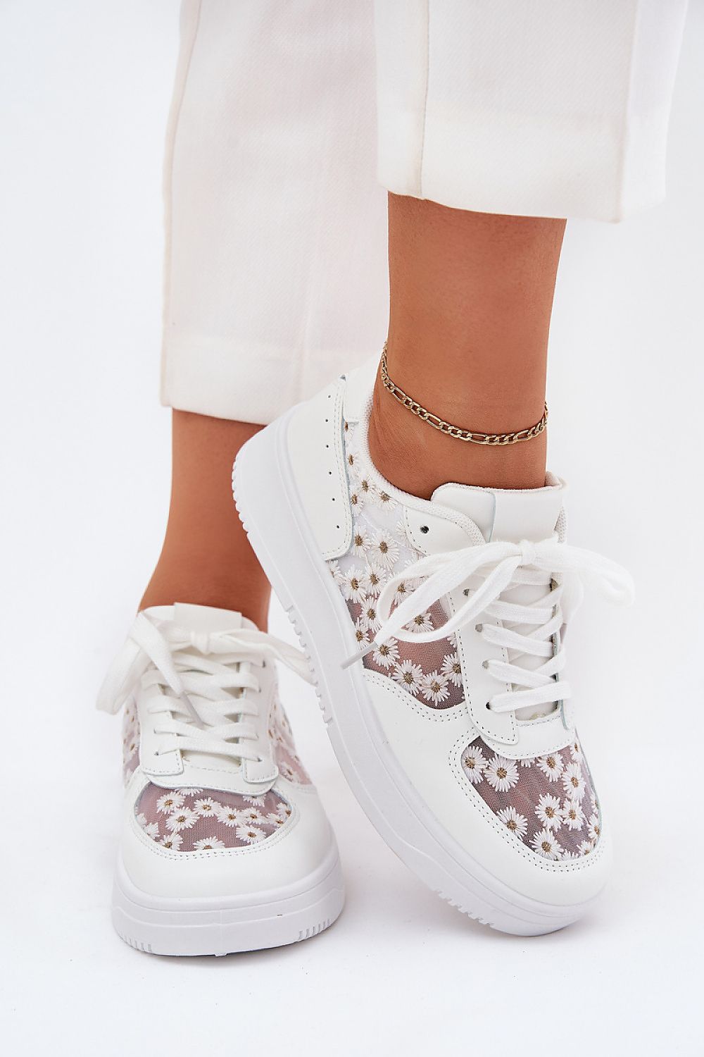  Sport Shoes model 214078 Step in style 