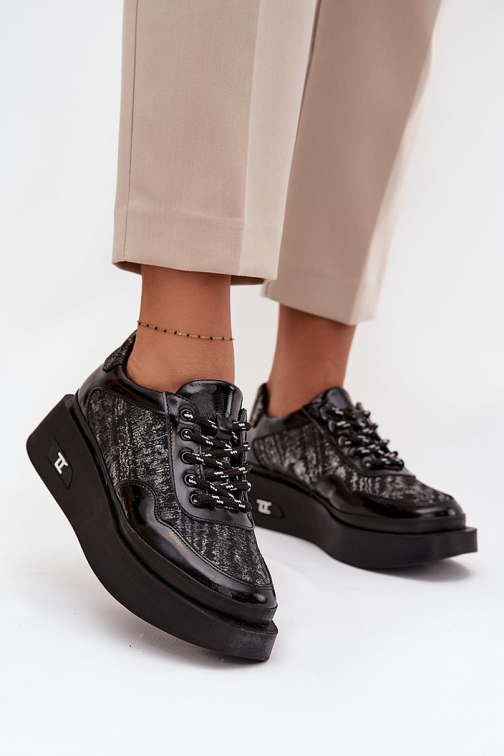  Half shoes model 219107 Step in style 