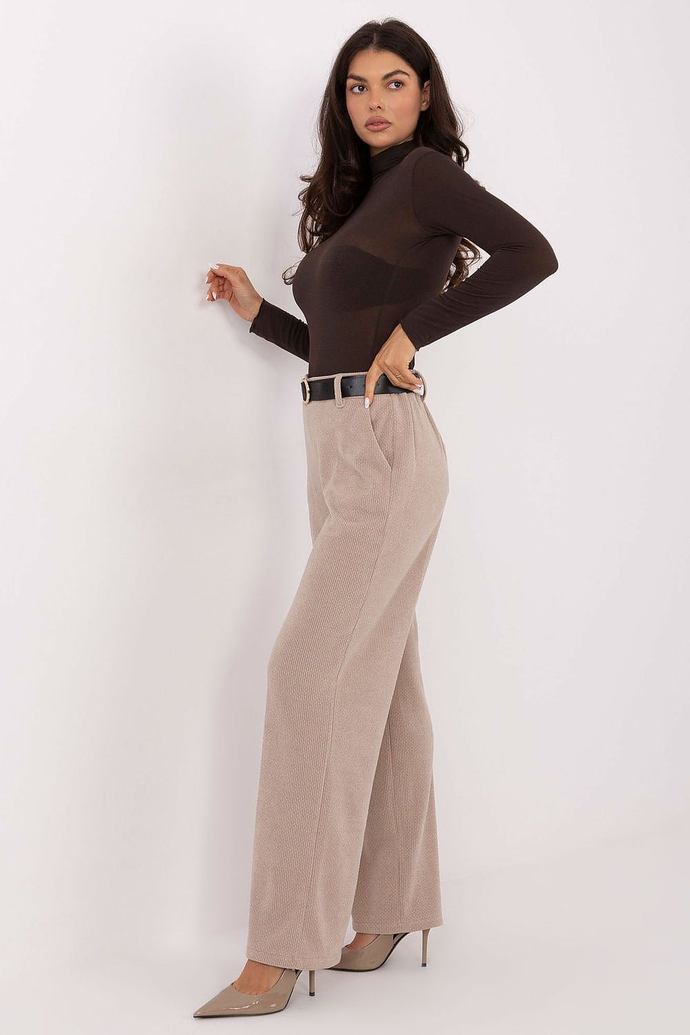  Women trousers model 220752 Italy Moda 