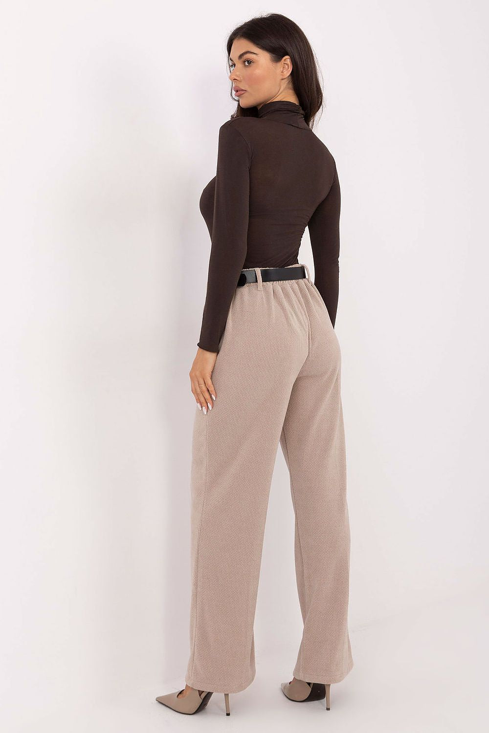  Women trousers model 220752 Italy Moda 