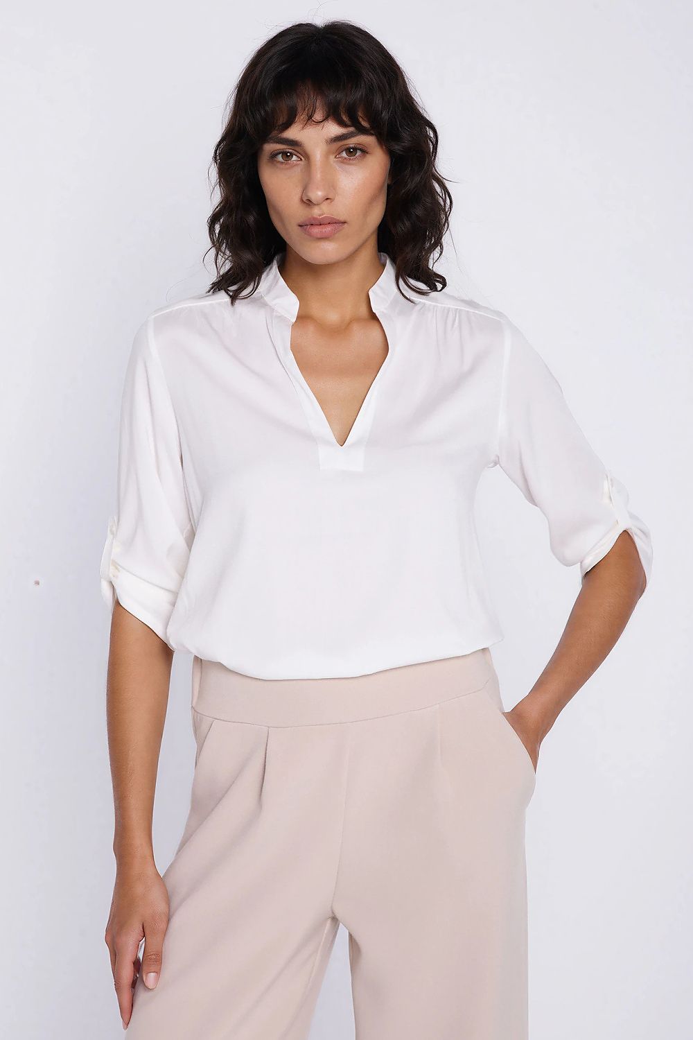  Blouse model 225831 Nife 