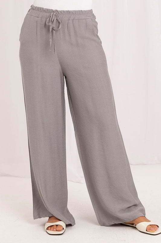  Women trousers model 229945 Italy Moda 