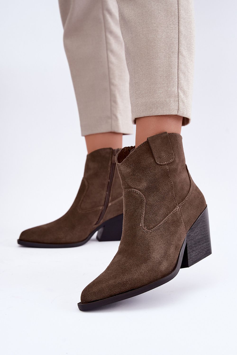  Heel boots model 232348 Step in style 