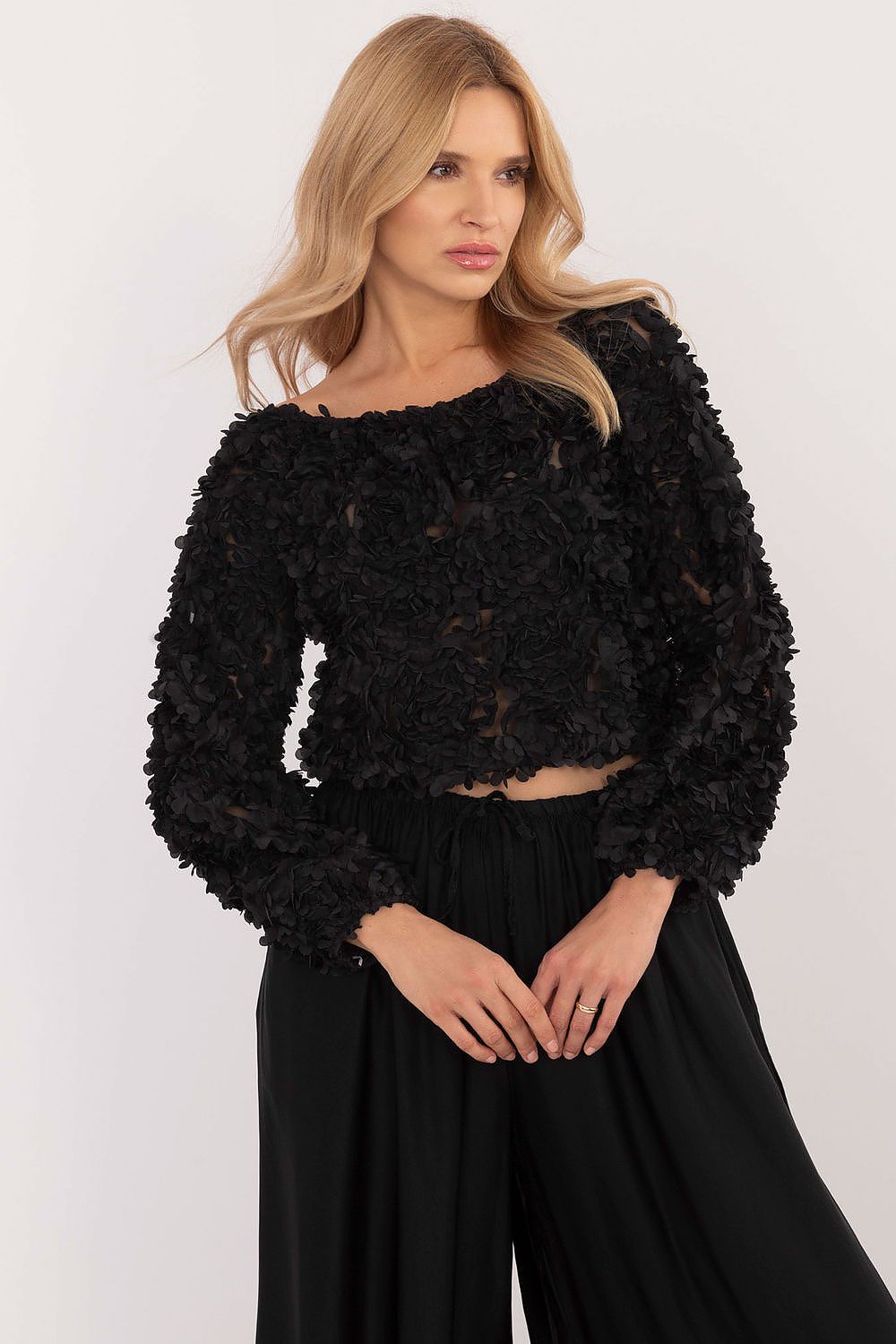  Blouse model 232760 Italy Moda 