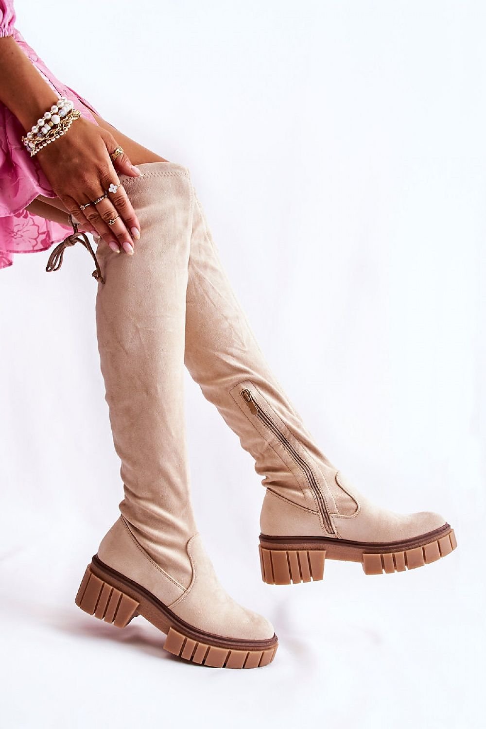 Thigh-Hight Boots Step in style