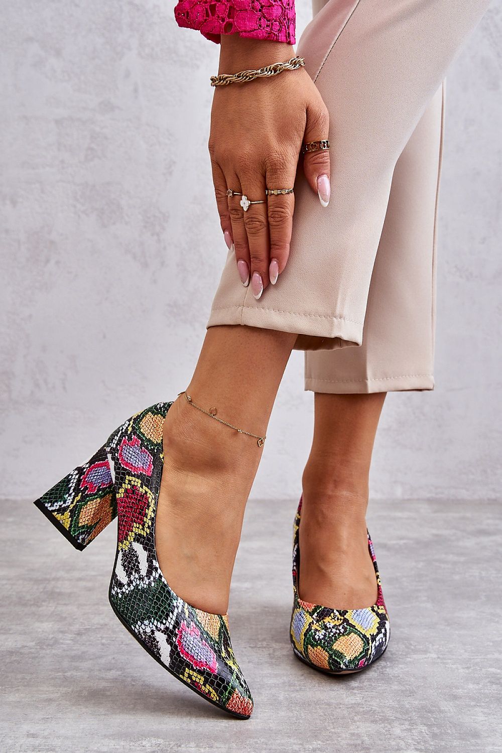 Block heel pumps Step in style