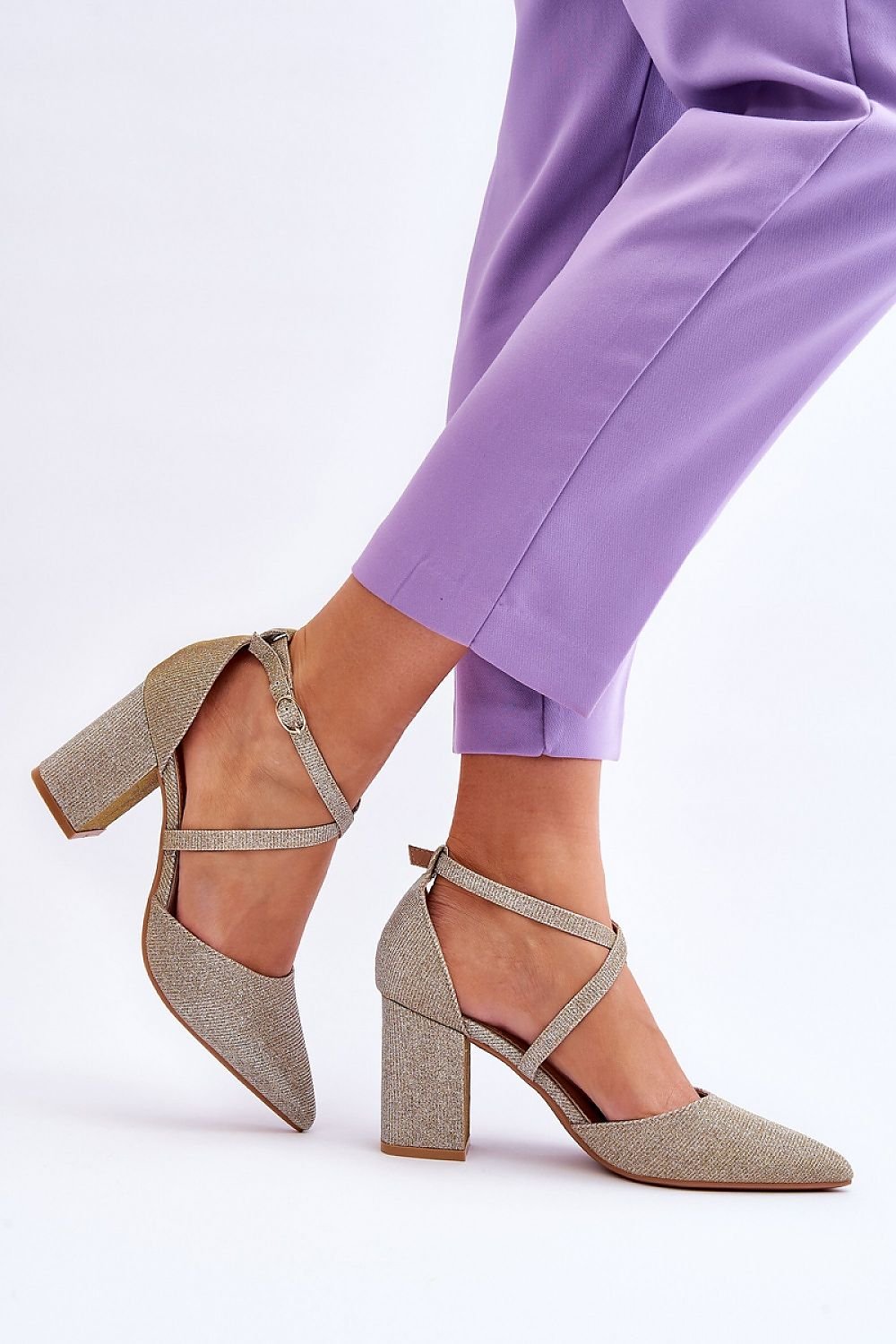 Block heel pumps Step in style