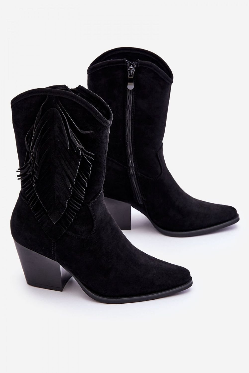 Heel boots Step in style