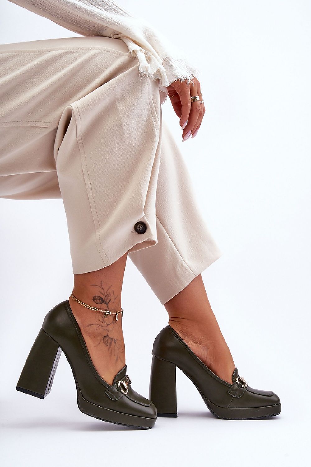 Heel pumps Step in style